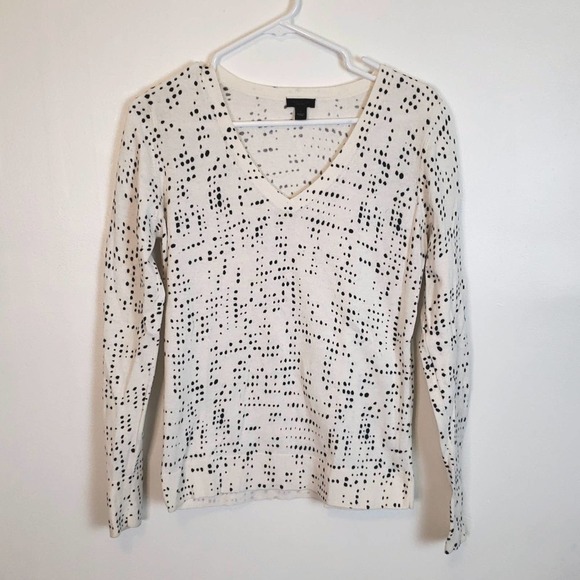 Ann Taylor Factory Sweaters - Ann Taylor Factory White V Neck Sweater with Black Dots size S